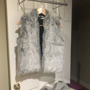New Rockies faux fur vest